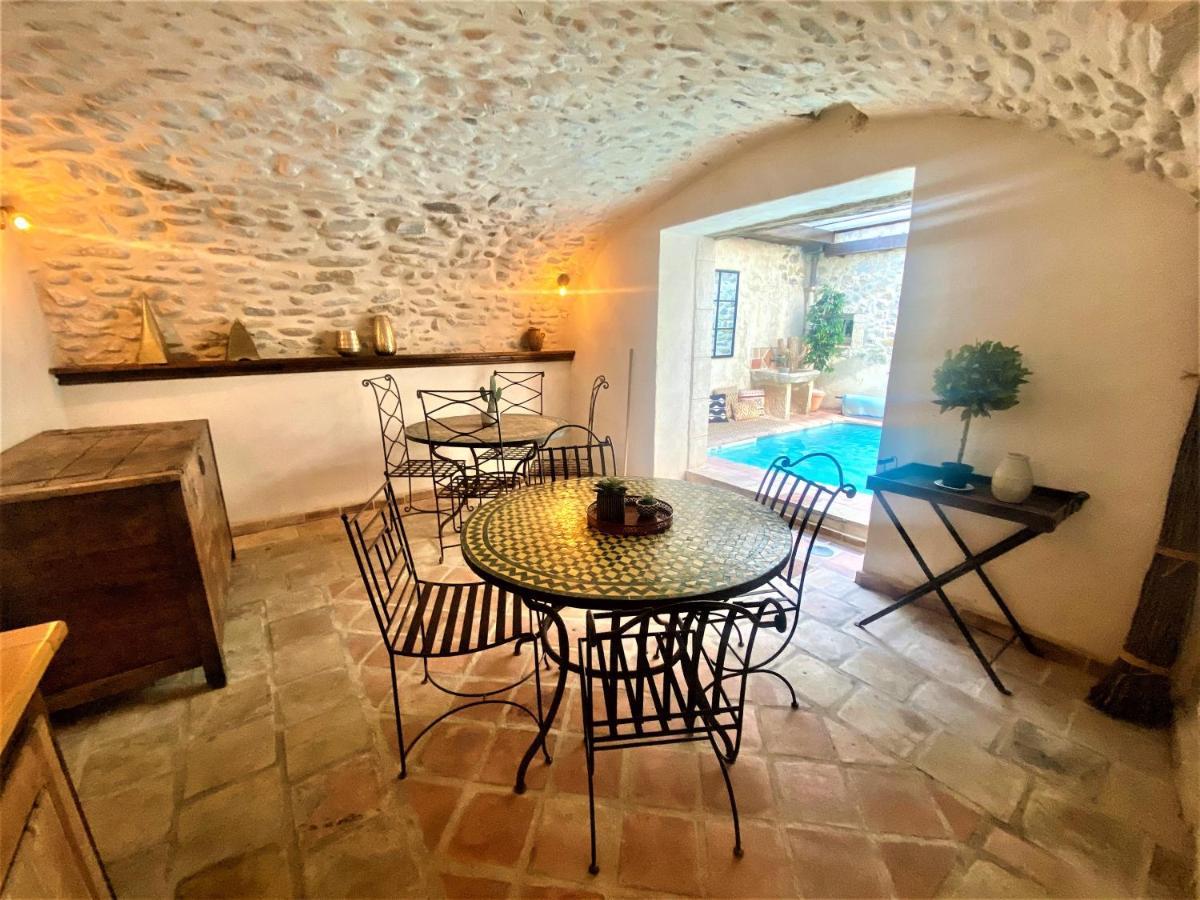 Gite De Groupe 9Ch Ou 3 Gites Independants De 3Ch - Patio Et Piscine Interieure Chauffee Toute L'Annee Vallon-Pont-dʼArc Exterior foto